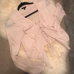 Light pink cropped shirt